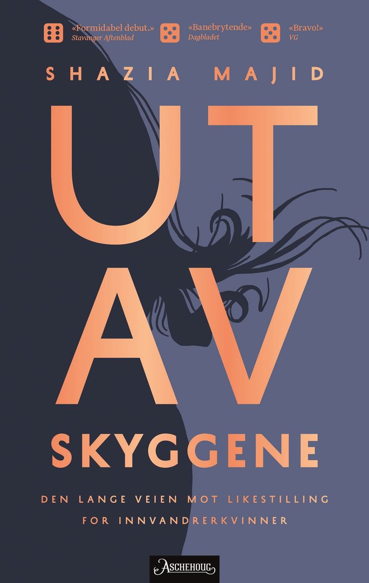 bokomslag: Ut av skyggene