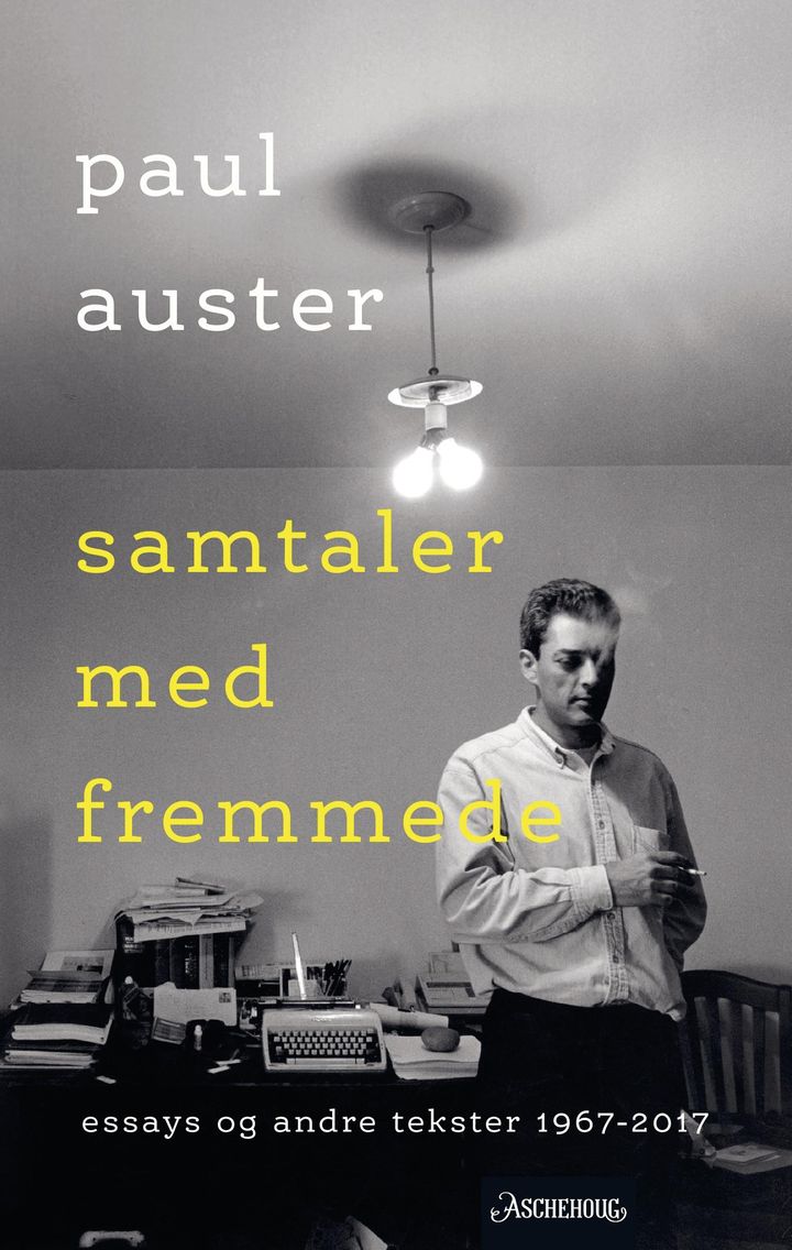 bokomslag: Samtaler med fremmede : utvalgte essays, forord og andre skrifter 1967-2017